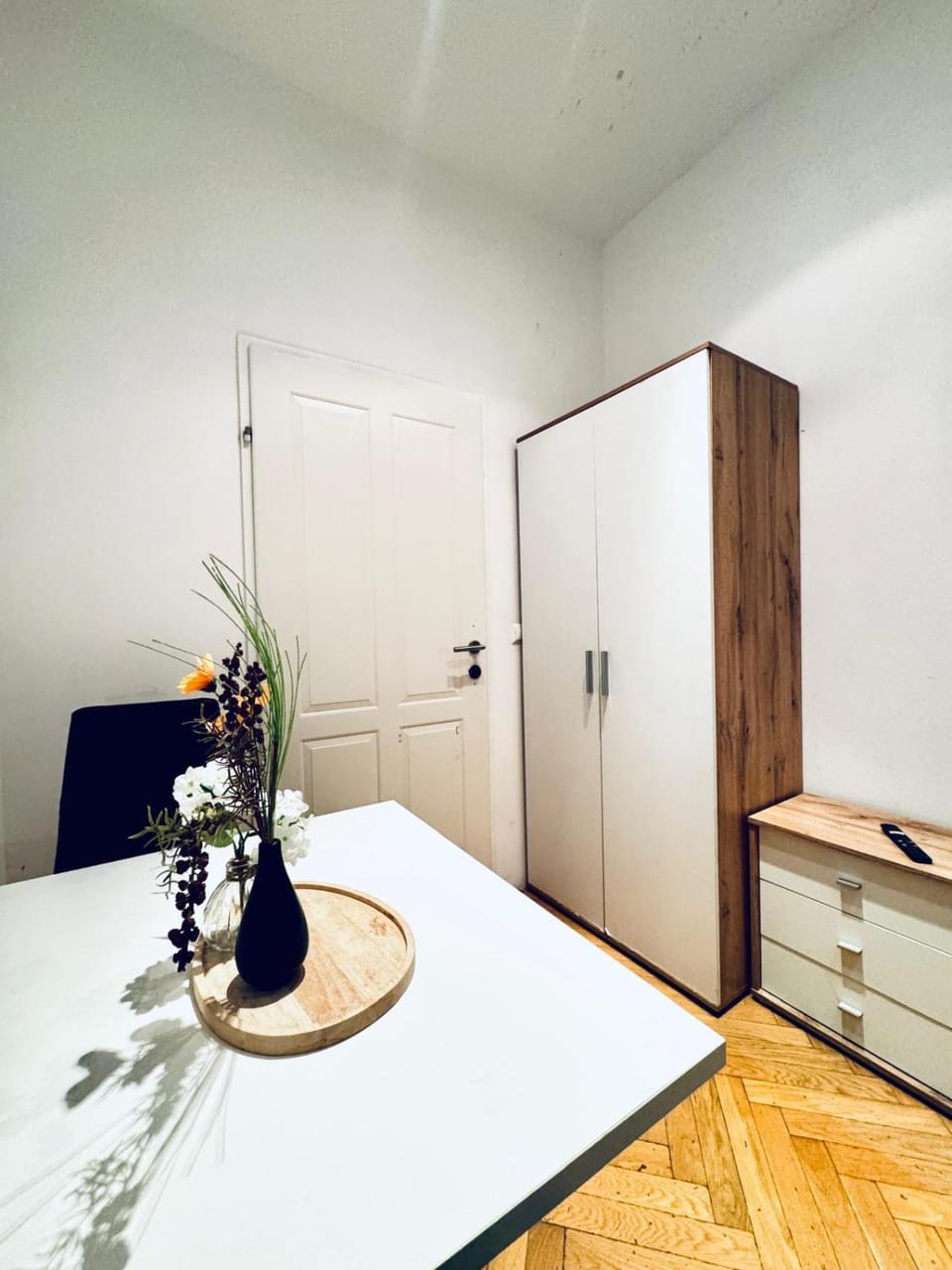 Bed, Bedroom, wardrobe