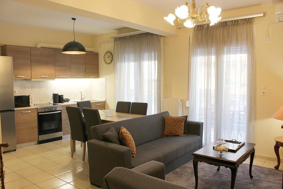 Seating area, Dining area, minibar, pet friendly