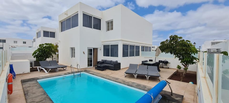 Villa Pousadoiro Villa in Playa Blanca
