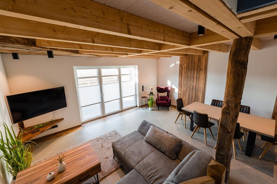 Communal lounge/ TV room, Living room, Seating area, Dining area