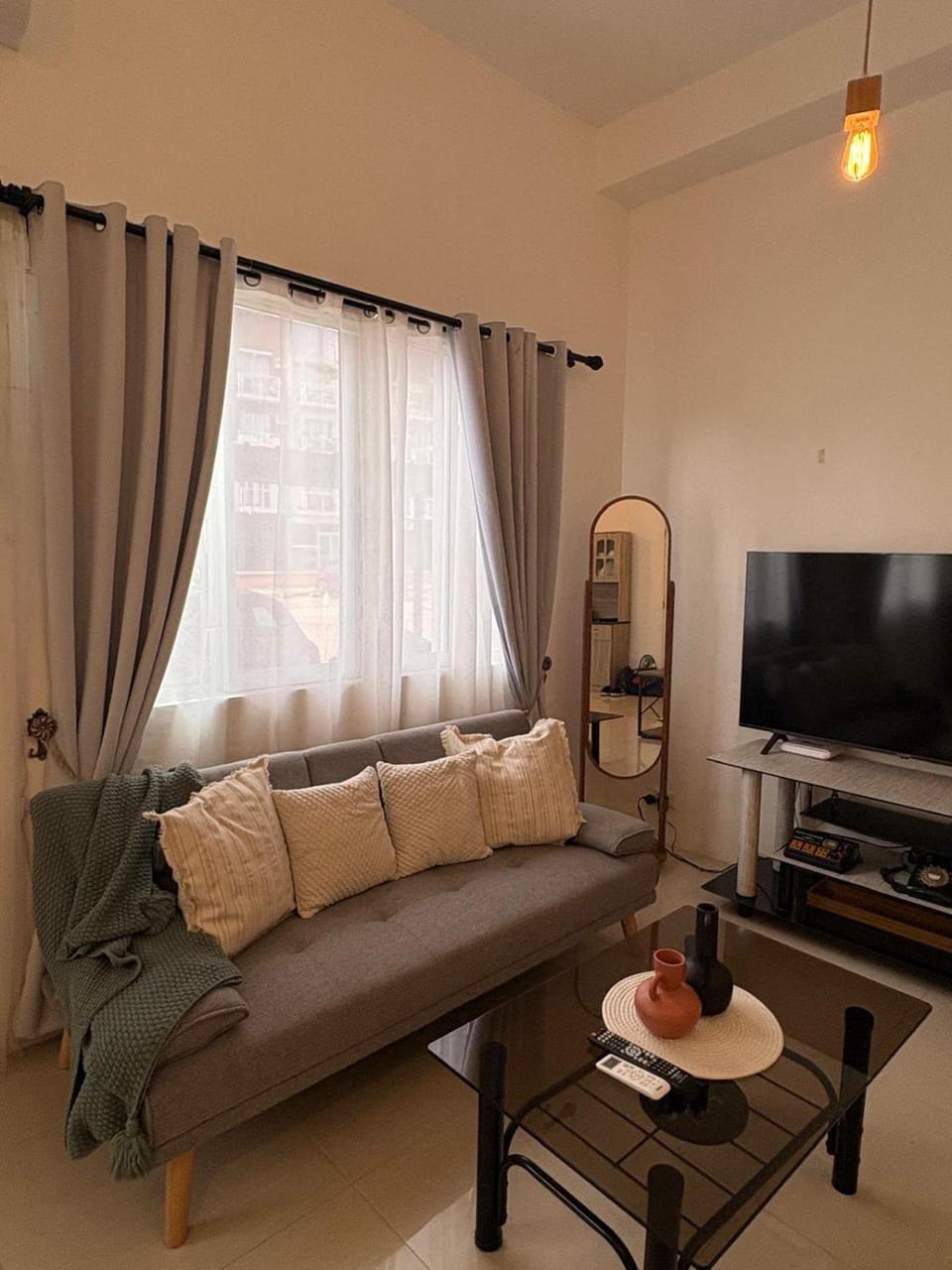 Rubia cozy little haven a deluxe studio Apartment in Central Visayas
