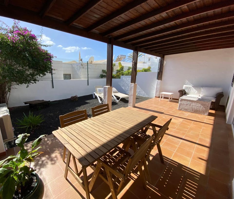 Patio, Balcony/Terrace, Seating area, Dining area