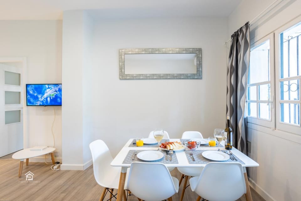 TV and multimedia, Dining area