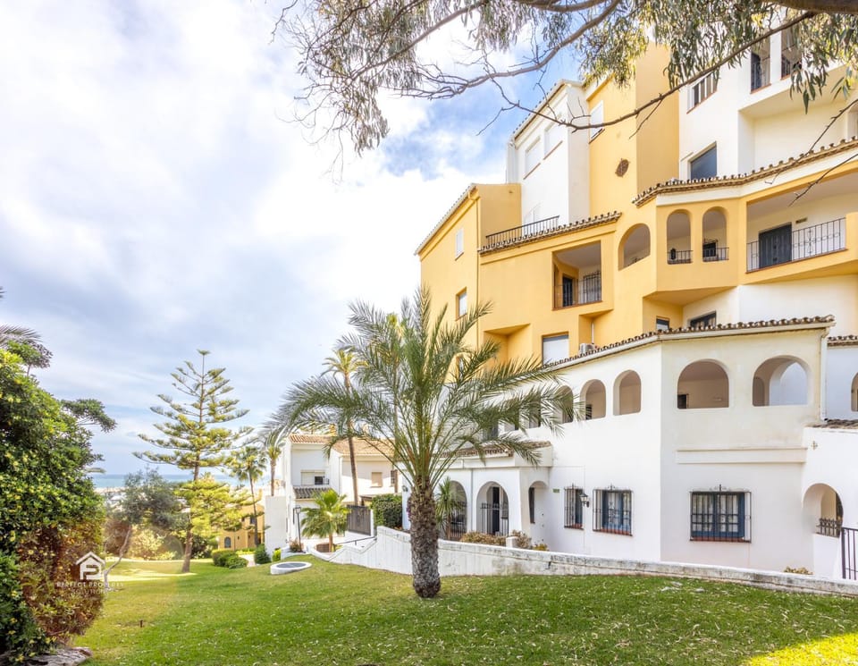Property building, Garden, Garden view