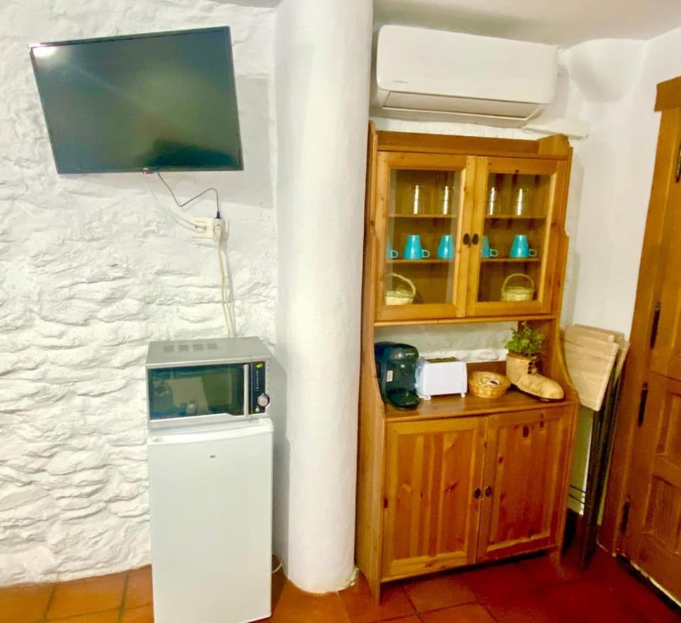 TV and multimedia, minibar