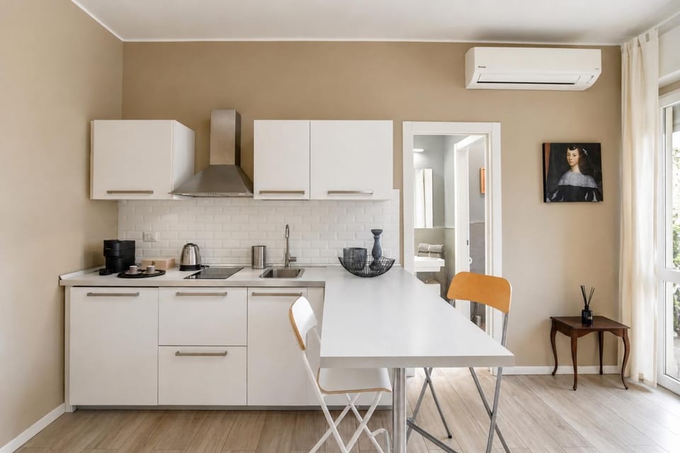 Coffee/tea facilities, Kitchen or kitchenette, Dining area, pet friendly, stove
