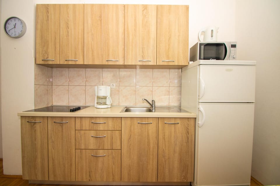 Coffee/tea facilities, Kitchen or kitchenette