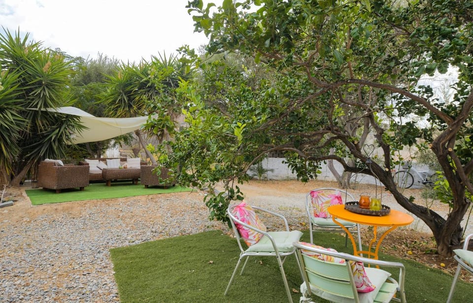 Natural landscape, Seating area