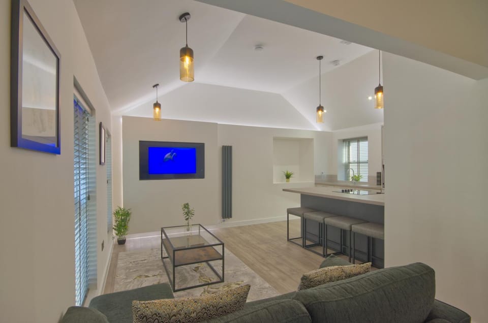 TV and multimedia, Living room, Dining area