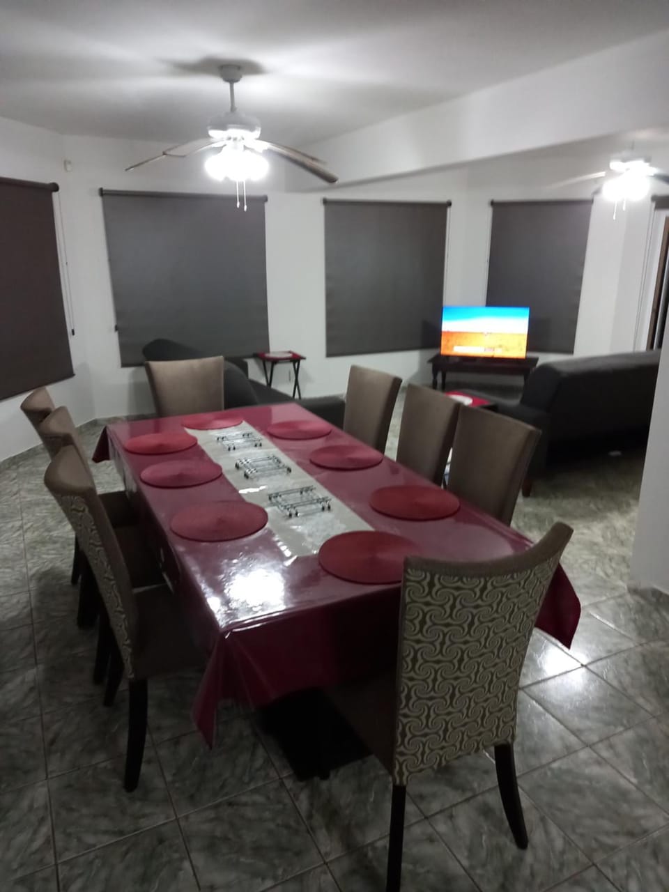 TV and multimedia, Living room, Dining area