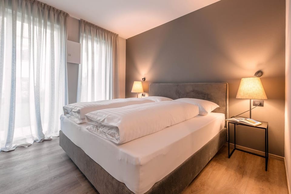 Living room, Bedroom