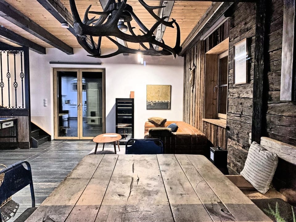Living room, Seating area, Dining area