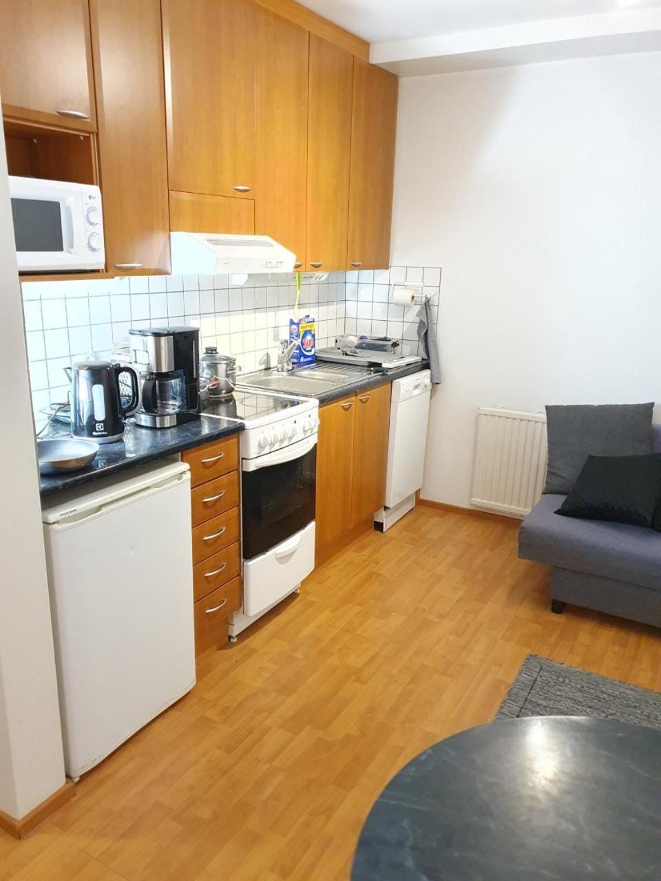 Coffee/tea facilities, Kitchen or kitchenette, dishwasher, minibar, pet friendly, stove