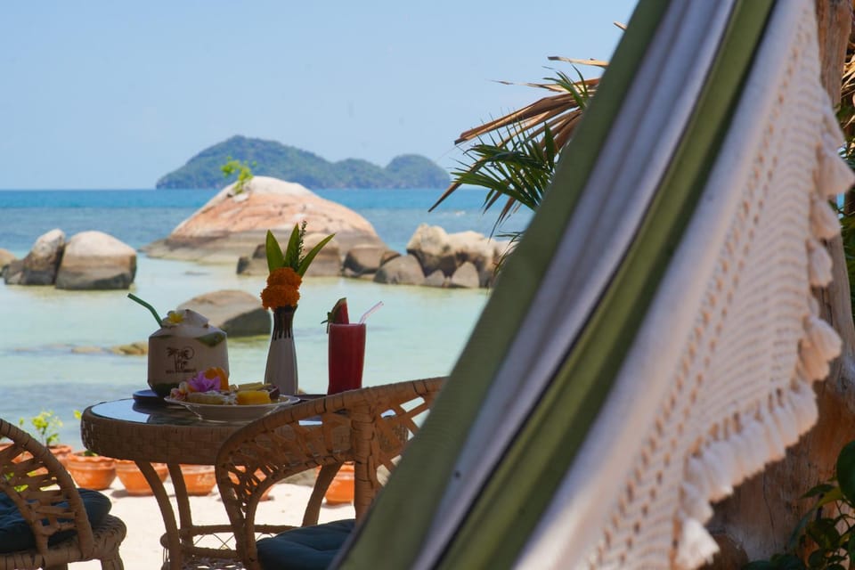 Beach, Food