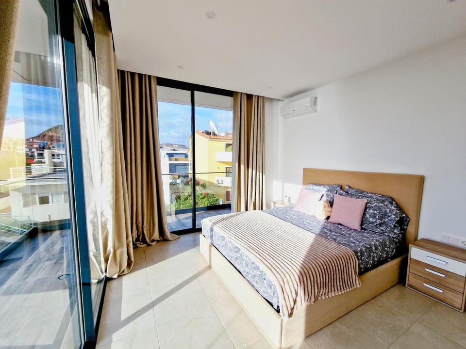 Praia Modern Apartment vista Mar Apartment in Praia