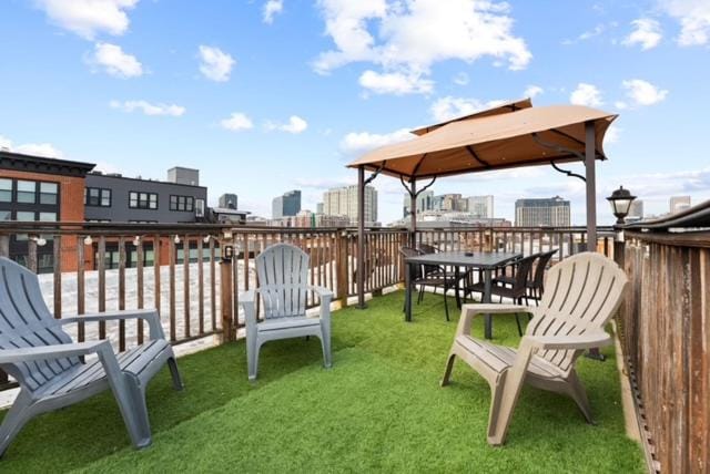 Luxury Rooftop Deck Historic Fells Point Harbor Apartment in Baltimore