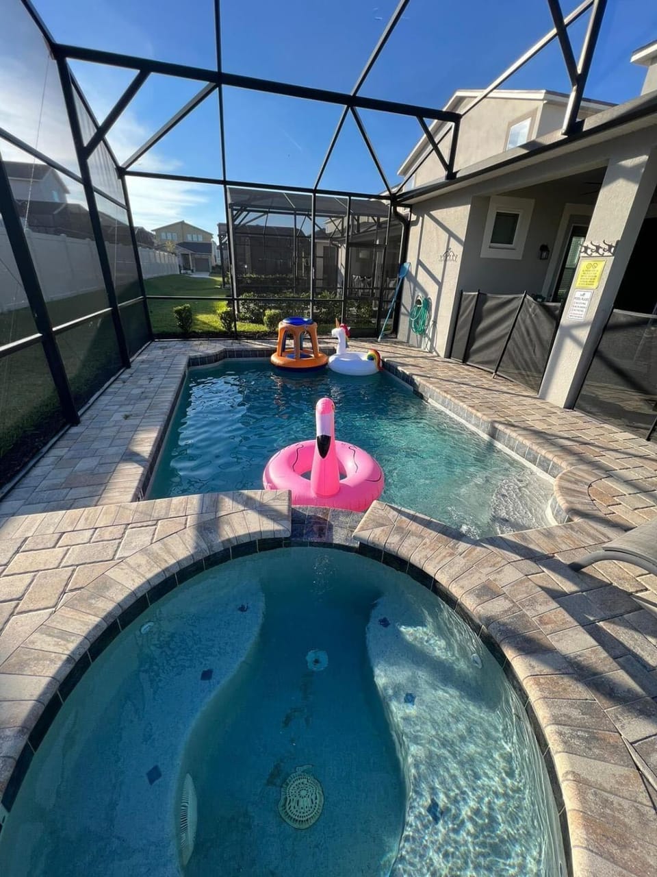 Swimming pool