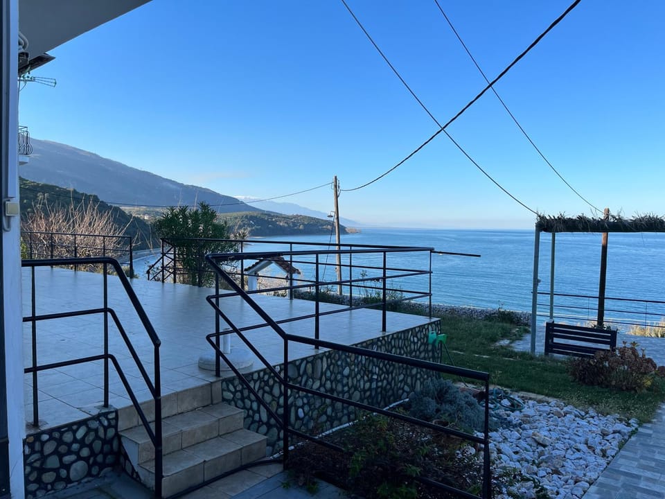 View (from property/room), Balcony/Terrace