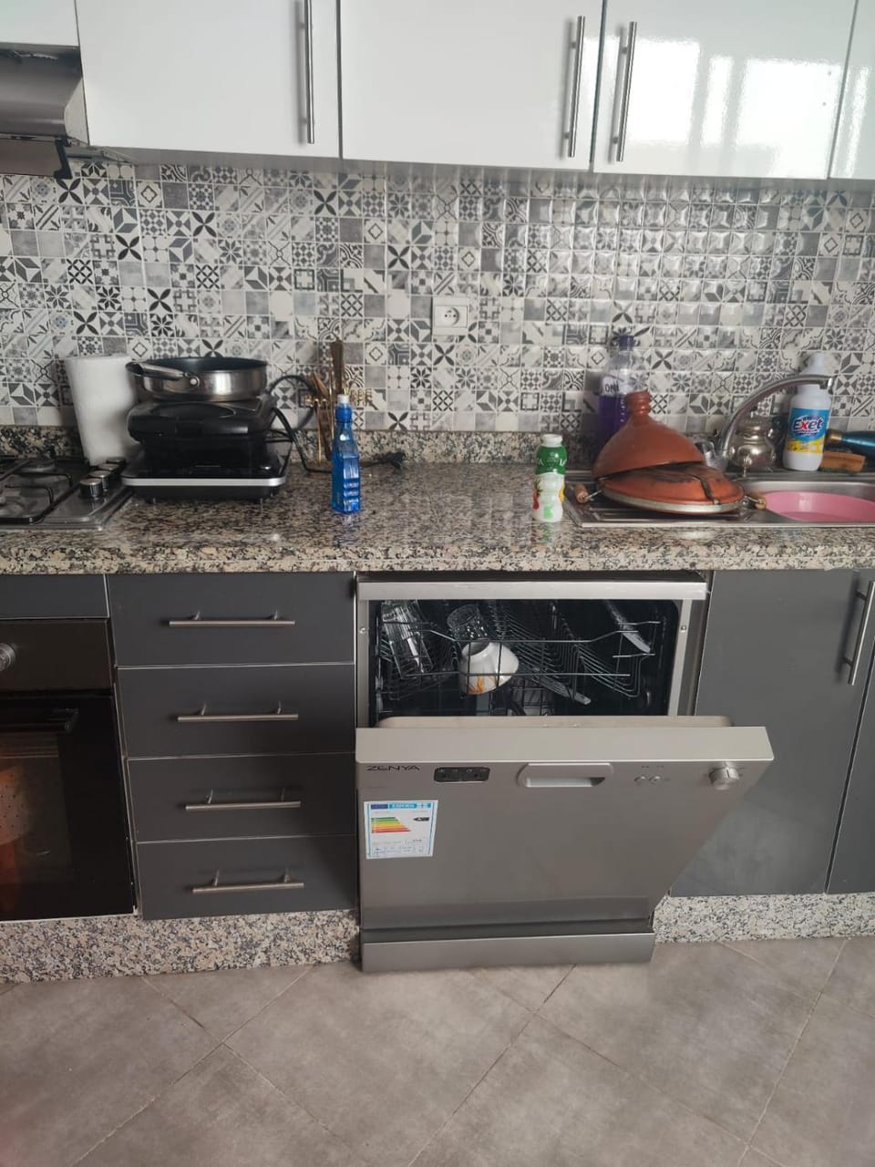 Appartement meublé avec terrasse a Kénitra Apartment in Rabat-Salé-Kénitra
