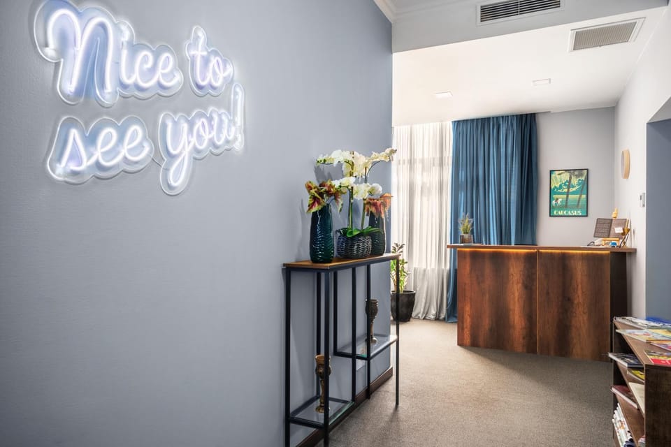 Lobby or reception, Text overlay