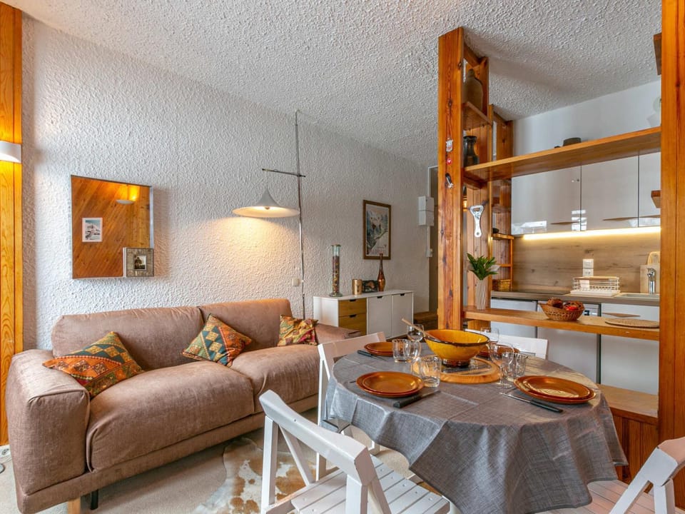 Appartement spacieux avec WiFi au pied des pistes - La Daille - FR-1-694-54 Apartment in Val dIsere