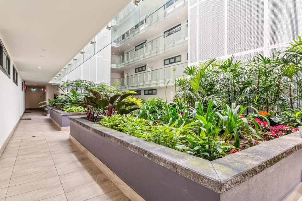 Coastal 2-Bed Apartment near Beach Apartment in Sydney