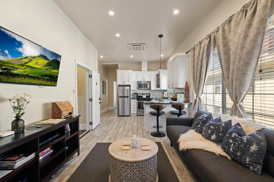 TV and multimedia, Living room, Dining area, kitchen