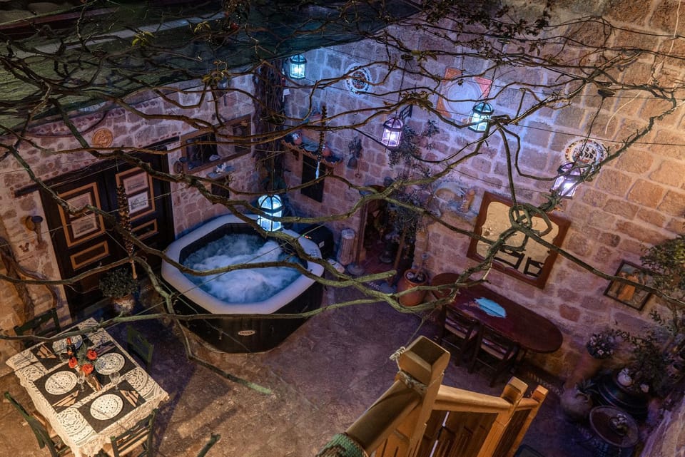 Garden, Hot Tub, Hot Tub, Garden view