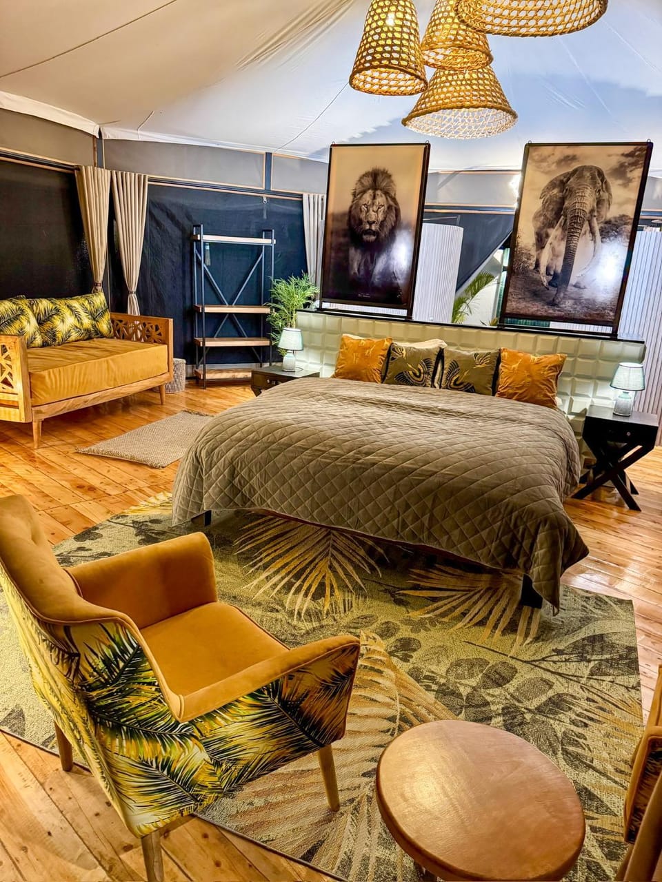 Olkinyei Mara Tented Camp Nature lodge in Kenya