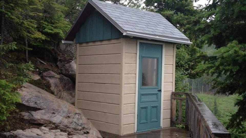 Le Refuge de mon père Chalet in Quebec