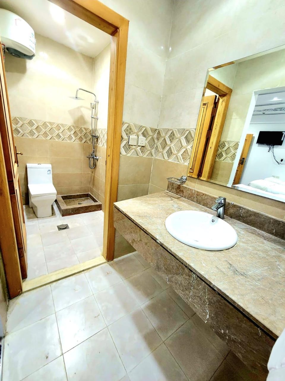 Shower, Toilet, Bathroom