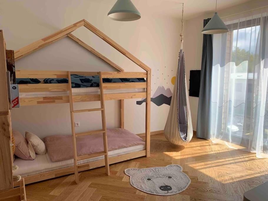 Photo of the whole room, bunk bed