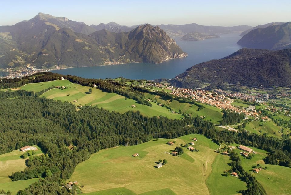 Casa Mina Mountain Lake Iseo Hospitality Apartment in Province of Brescia
