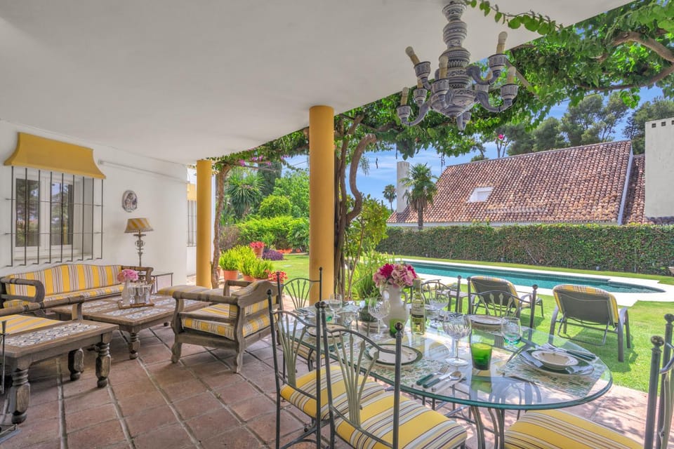 Villa Arin - Beachside Family Home by Finest Rentals Villa in Costa del Sol