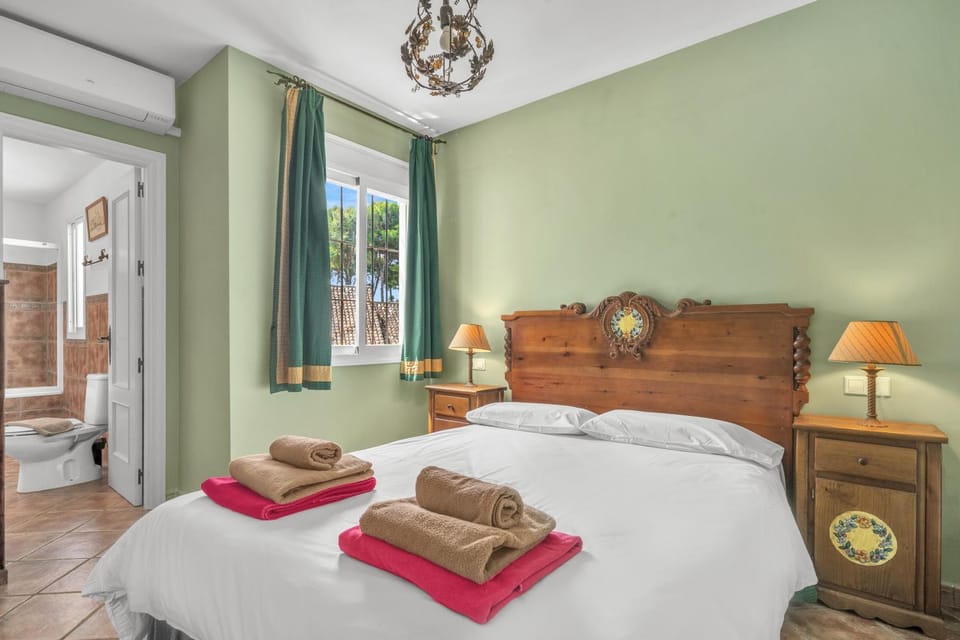 Villa Arin - Beachside Family Home by Finest Rentals Villa in Costa del Sol