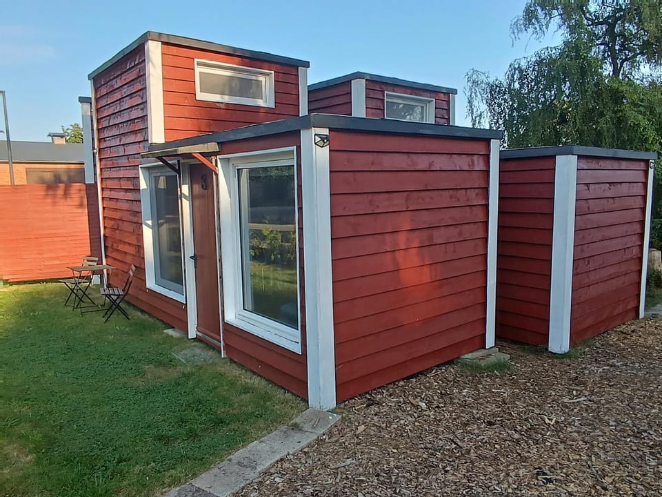 Property building, Garden