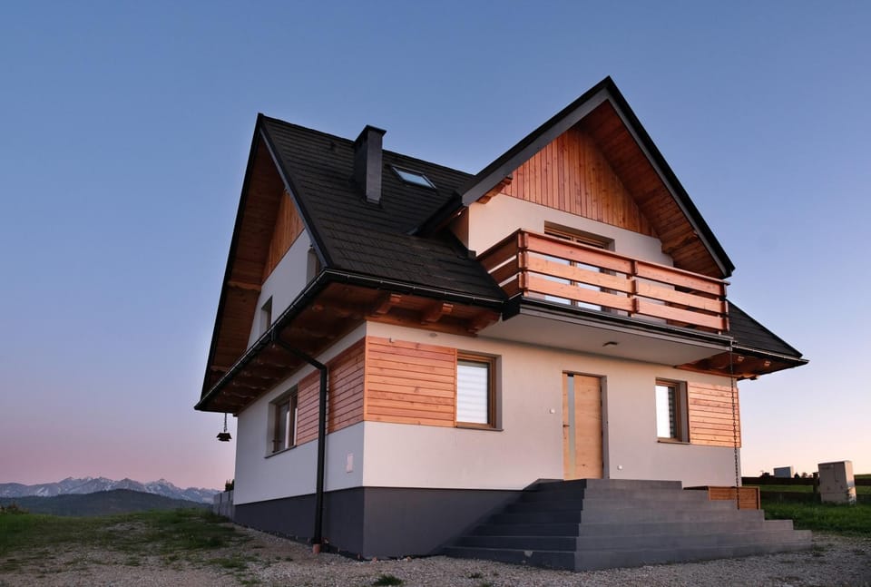 Domek na Wichrowym Wzgórzu House in Lesser Poland Voivodeship