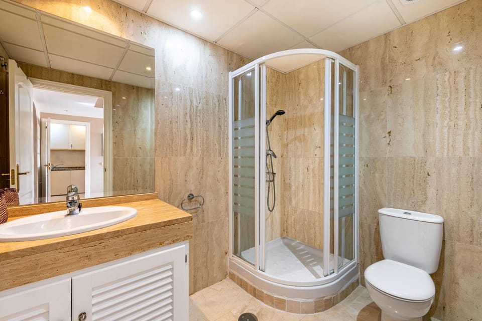 Shower, Bathroom