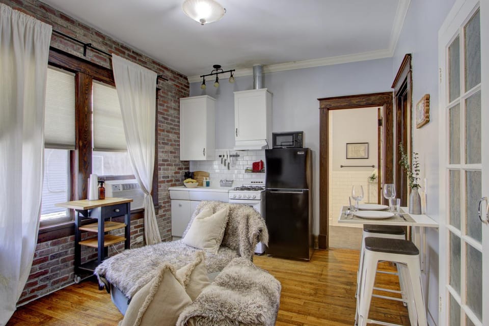 Living room, Dining area, kitchen