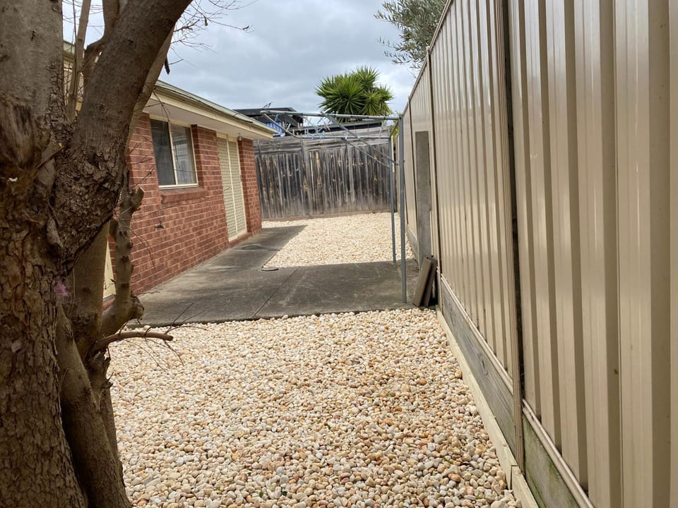 Property building, Day