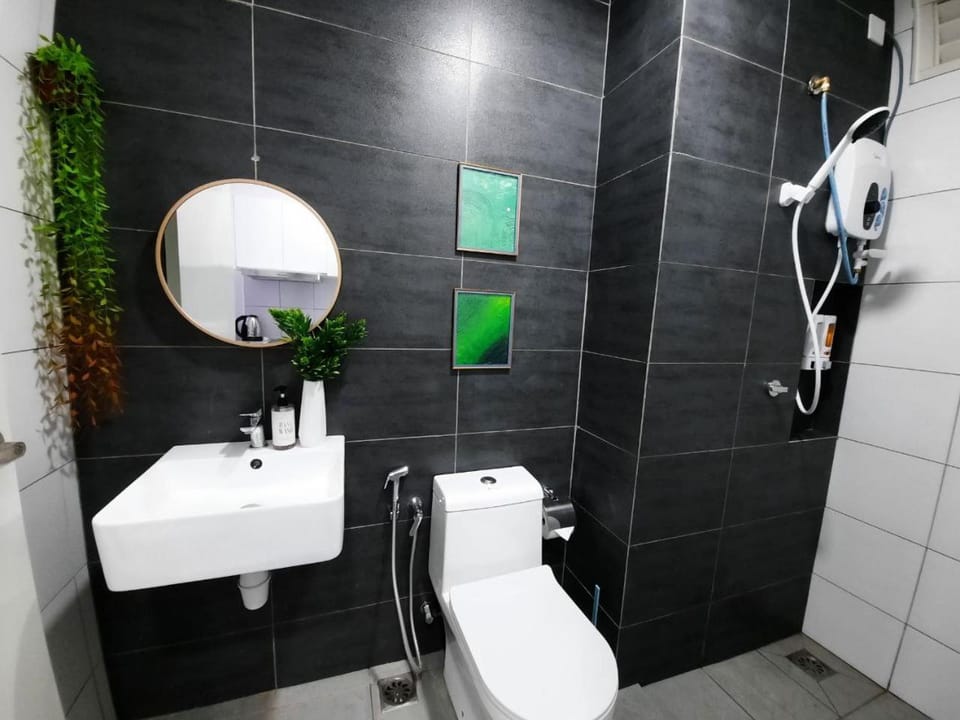 Shower, Toilet, Bathroom, bidet