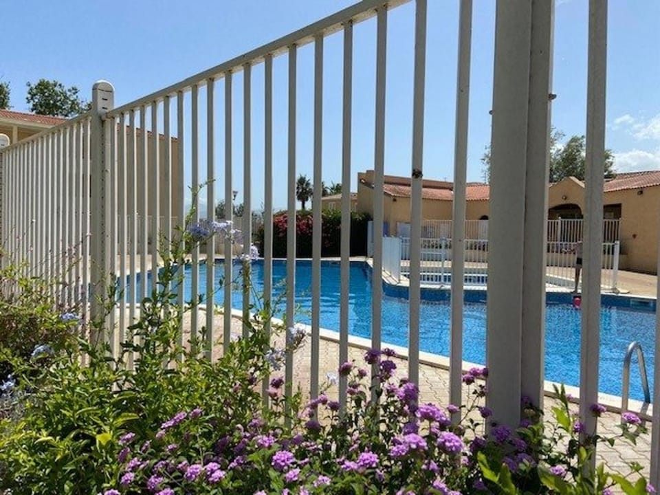 Appartement T2 avec piscine et parking, 4 personnes - FR-1-696-3 Apartment in Canet-en-Roussillon