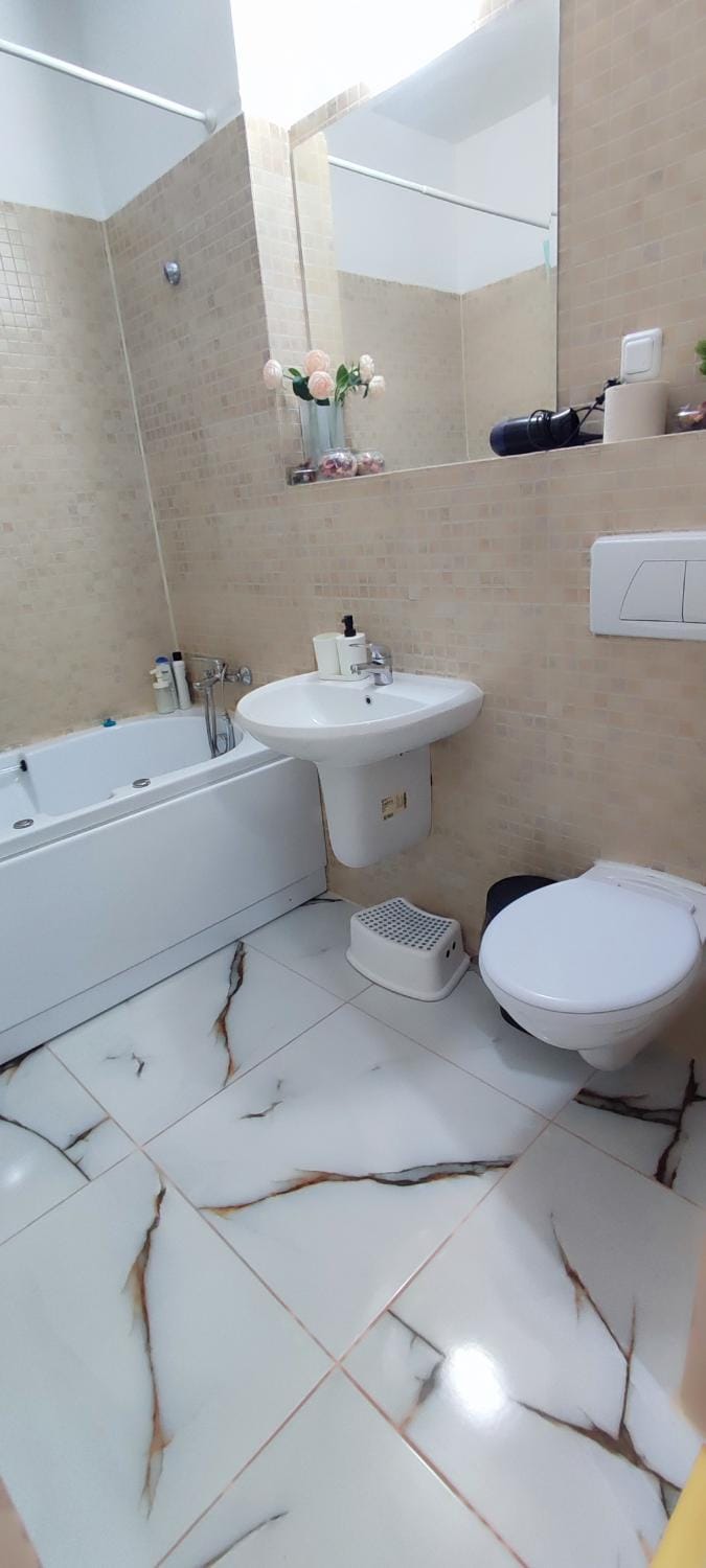 Shower, Toilet, Bathroom