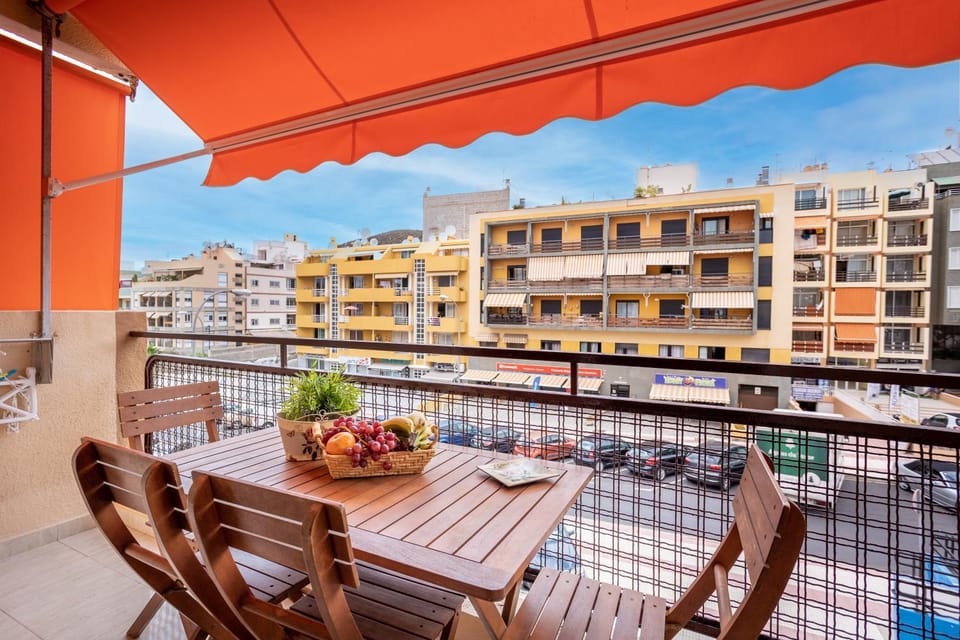 Home2Book CrisSol Los Cristianos Pool Retreat Apartment in Los Cristianos