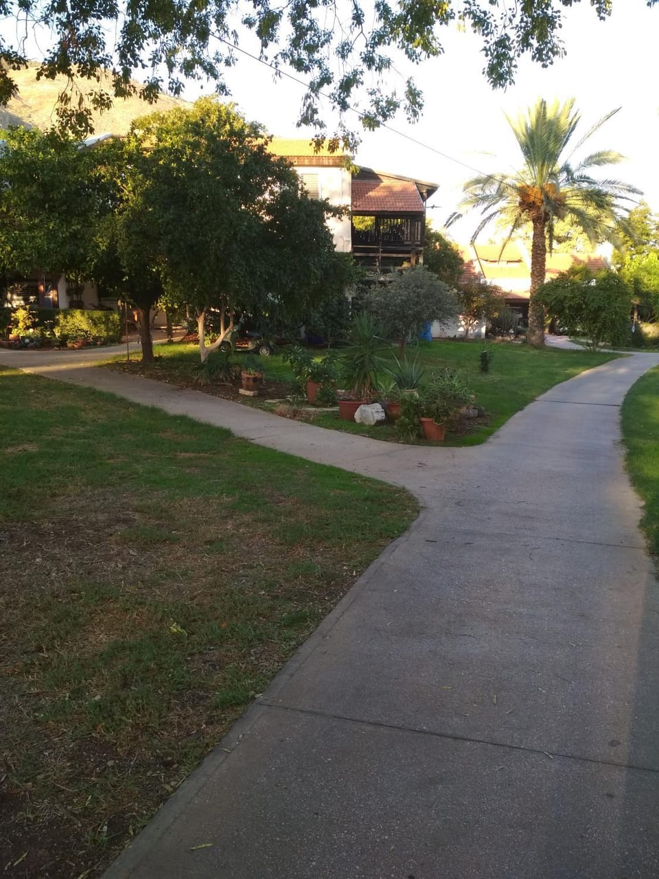 לטייל בחוץ להרגיש בבית House in North District