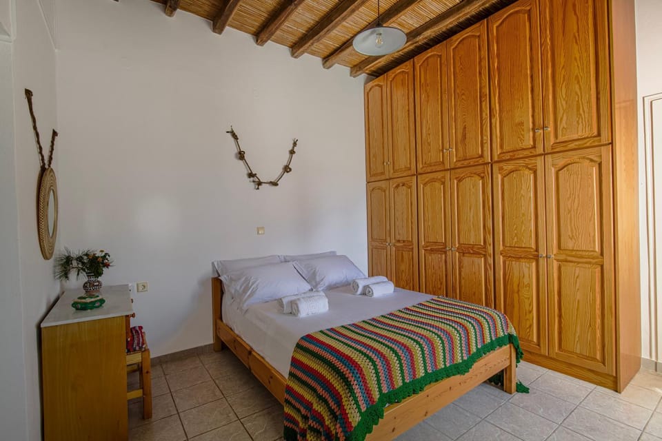Eva House Dryos Beach Paros Apartment in Paros, Greece