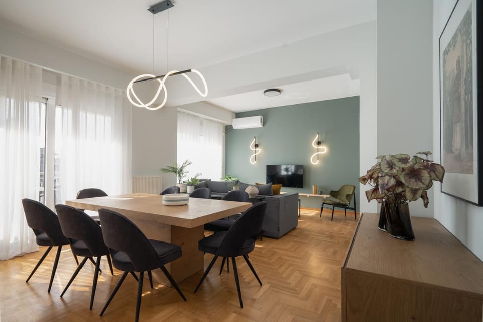 Living room, Dining area