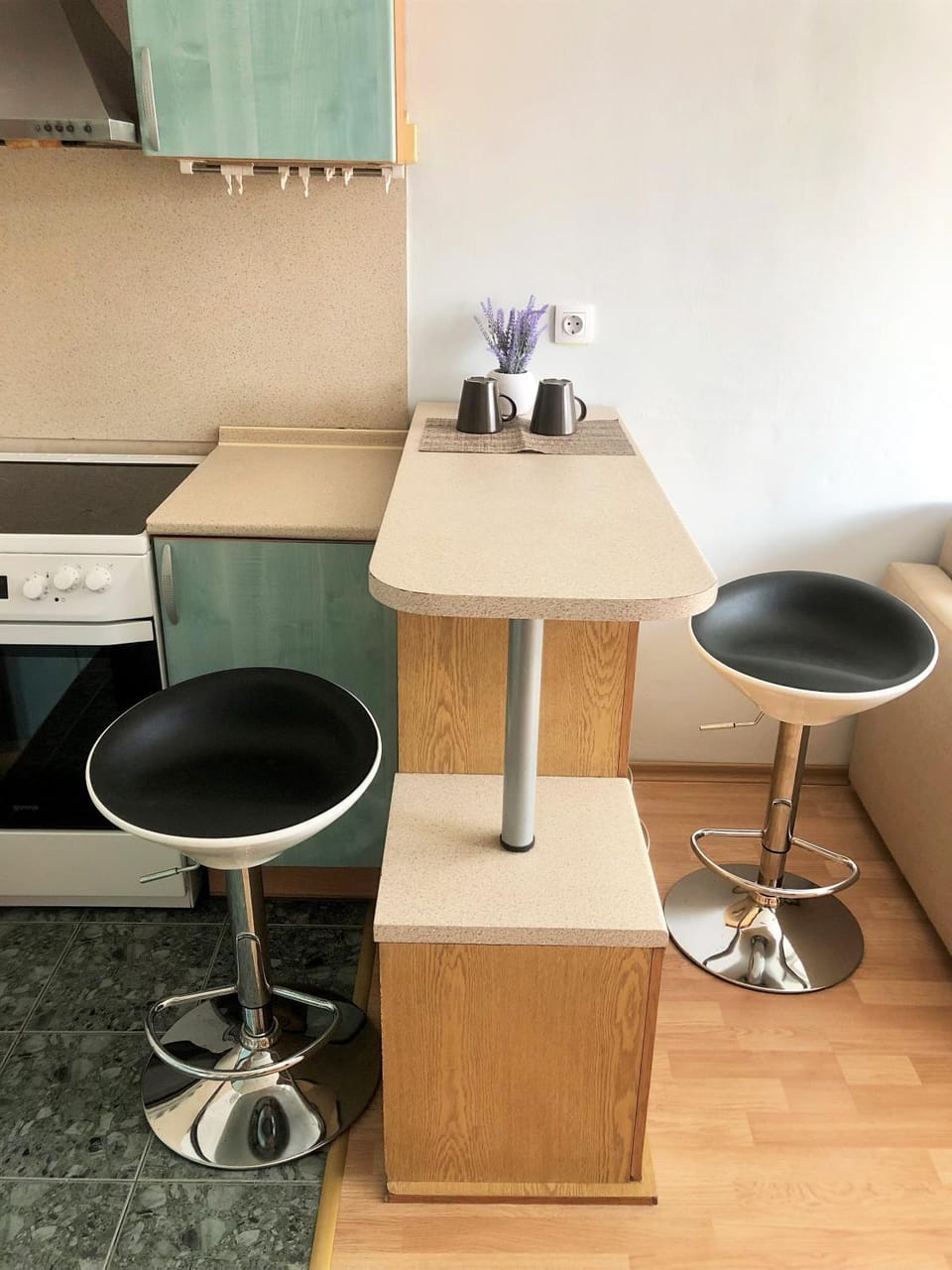 Kitchen or kitchenette, Dining area, hair dresser