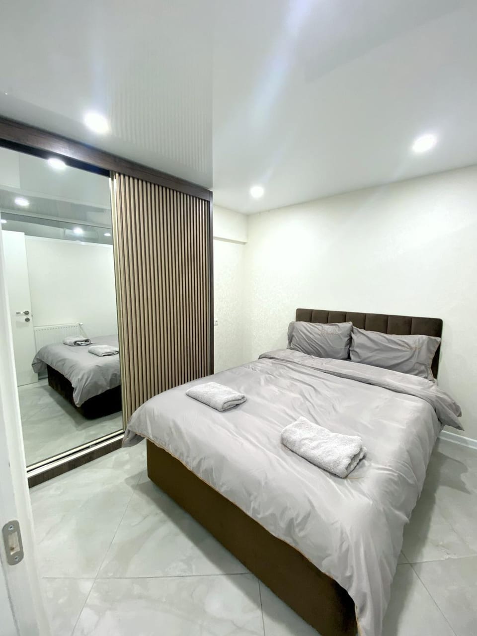 Bed, Bedroom, wardrobe