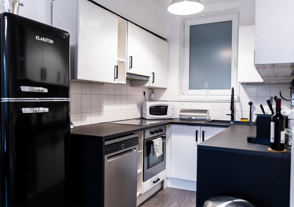 Coffee/tea facilities, kitchen